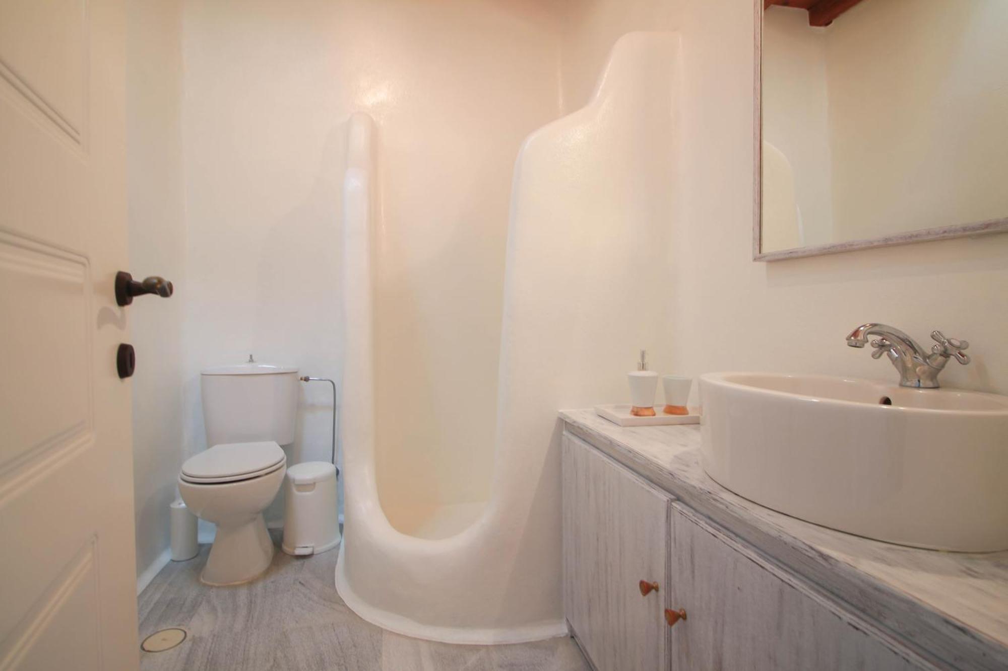 2Br Fully Equiped Cottage Home - Near The Beach อาจิออส ไอออนนิส ภายนอก รูปภาพ