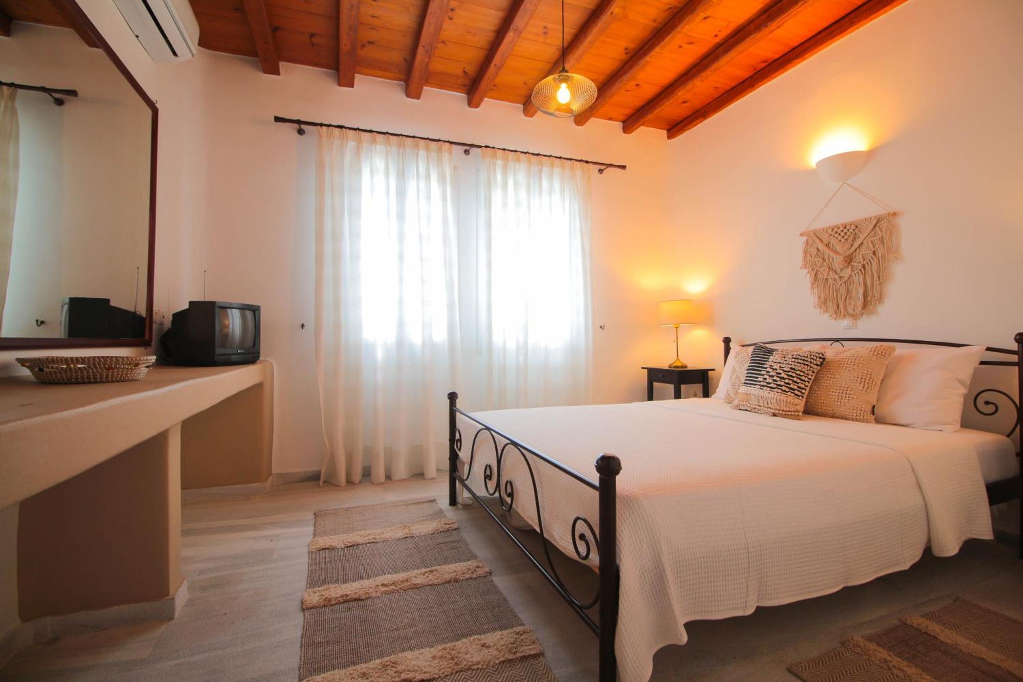 2Br Fully Equiped Cottage Home - Near The Beach อาจิออส ไอออนนิส ภายนอก รูปภาพ