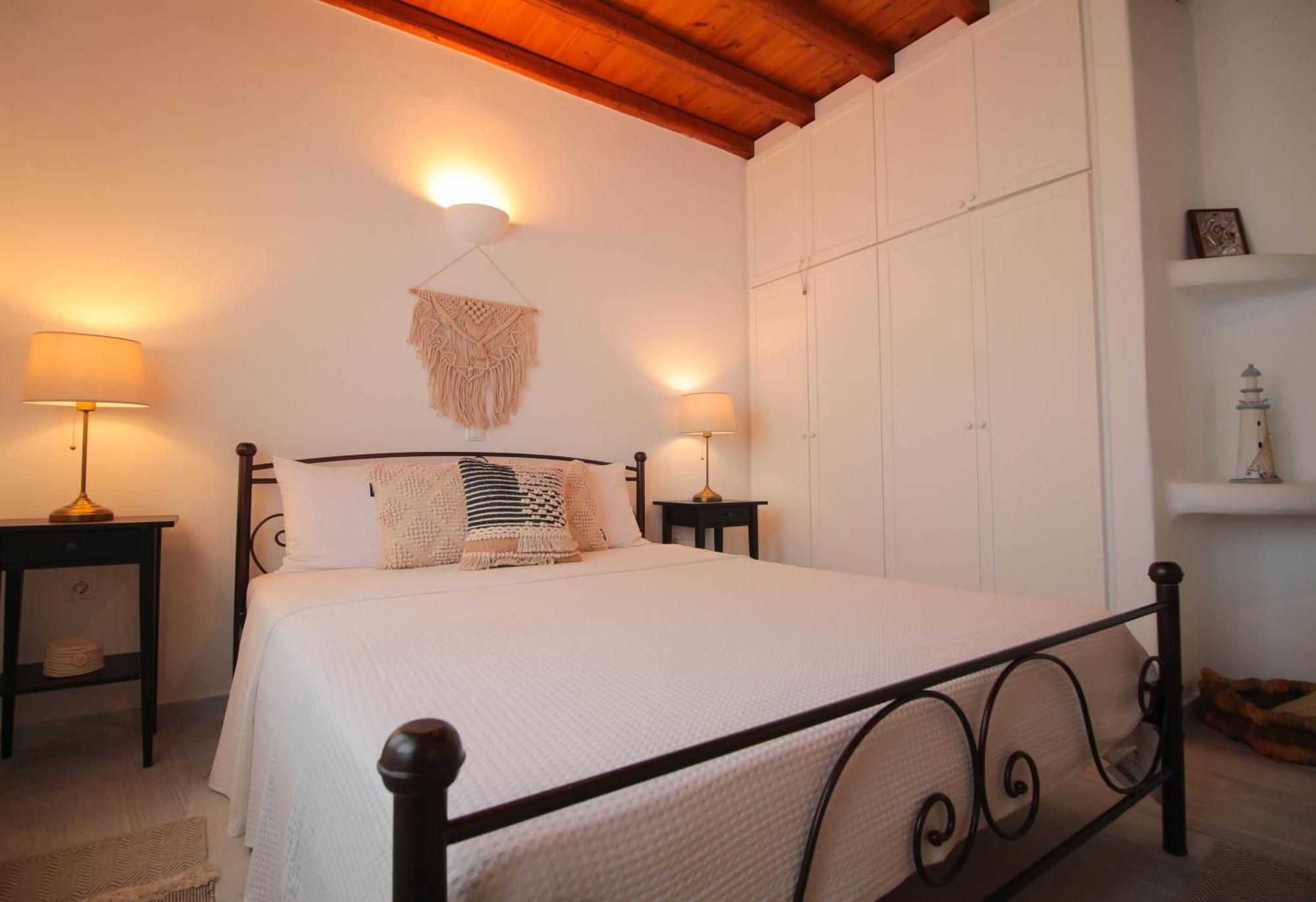 2Br Fully Equiped Cottage Home - Near The Beach อาจิออส ไอออนนิส ภายนอก รูปภาพ